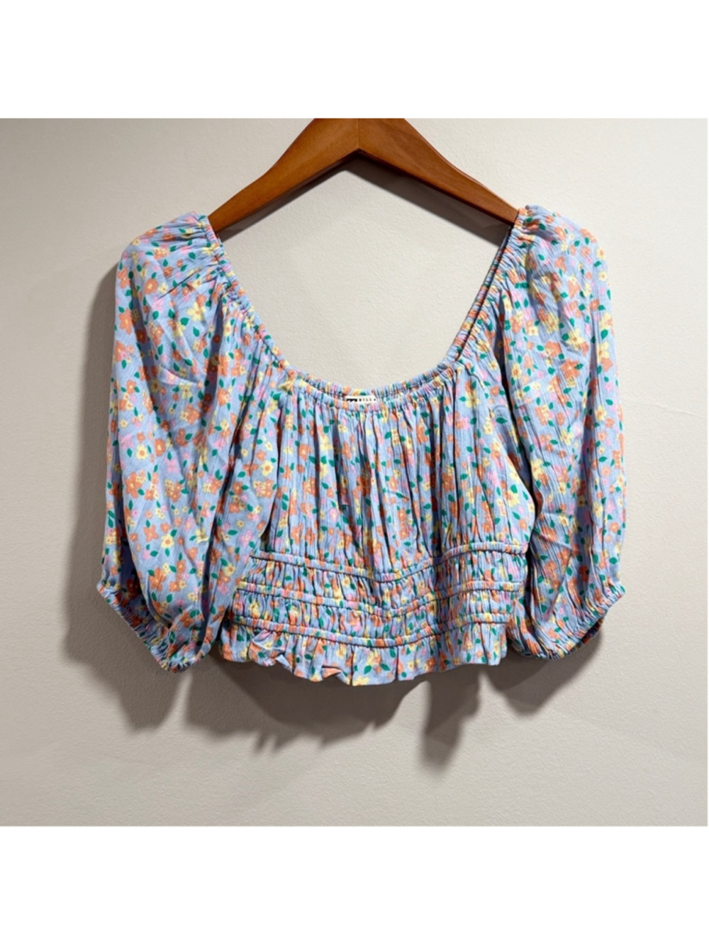 Billabong Multicolor Floral‎ Crop Top Blouse Size L